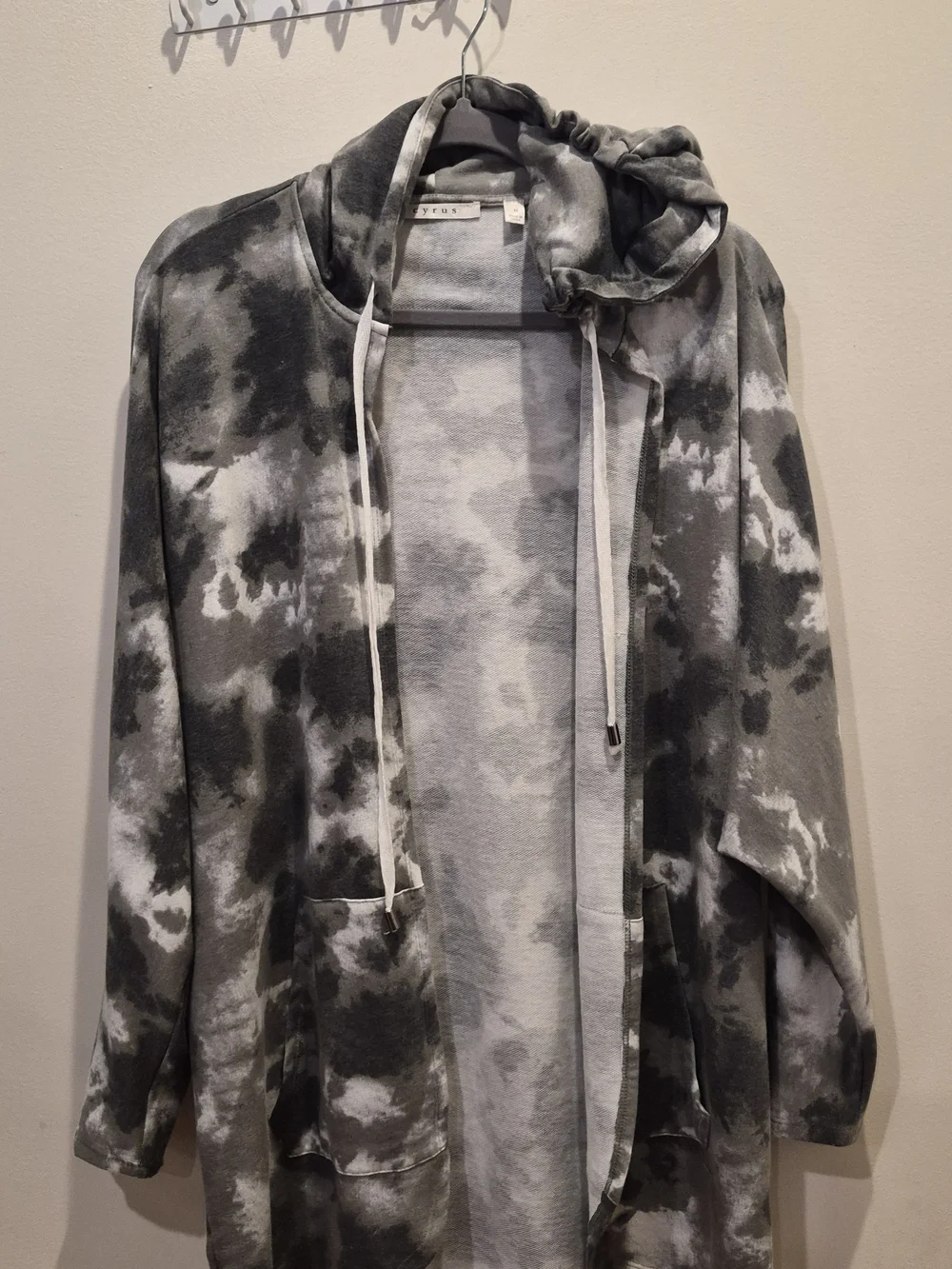 Men's Gray Tie-Dye Hooded Sweater